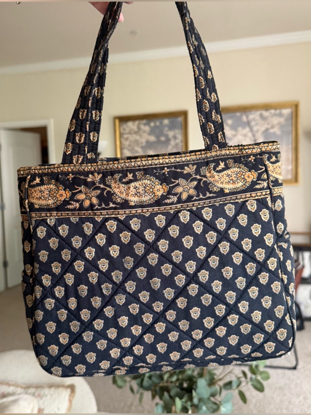 Pierre Deux French Country Quilted Petite Duffle Hand Bag Silver Zip logo